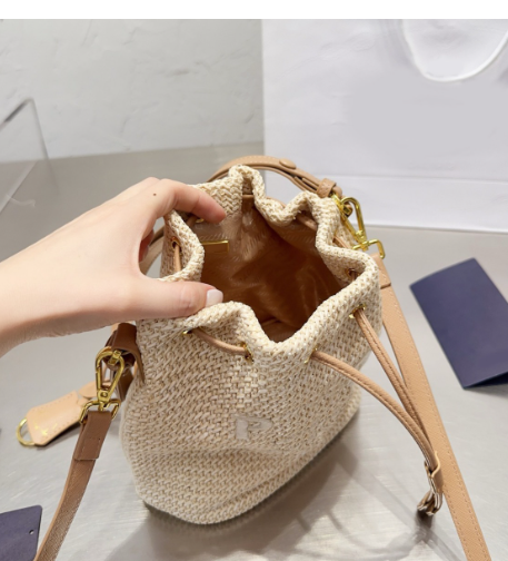 Crochet Flower Shoulder Bag with Tassels (Beach Bag)