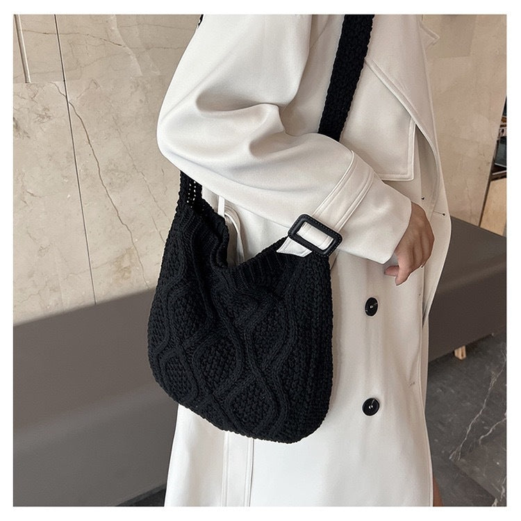 Women's Crochet Shoulder Bag - Large Capacity Handbag