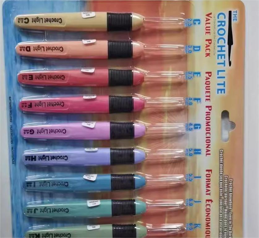 LED Crochet Hooks Set with 8 Tools in Blister Pack